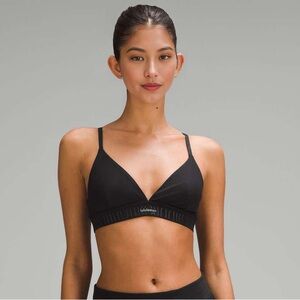 Lululemon  License to Train black sports bra Size 6